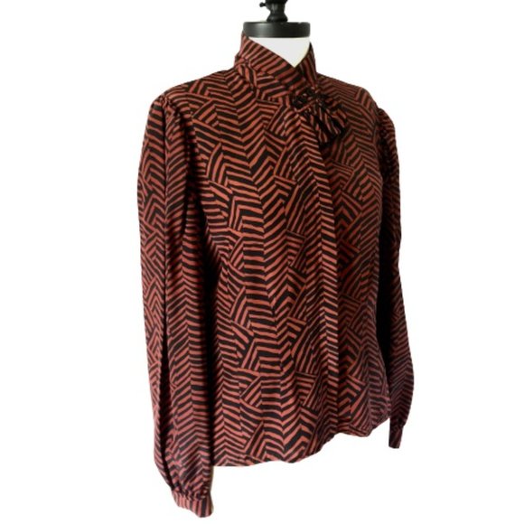 Vtg Geometric Puff Sleeve Ruffle Tab Patterned Top - Picture 4 of 15